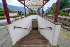 Bahnhof Margreid - Kurtatsch - Treppe und Stufen